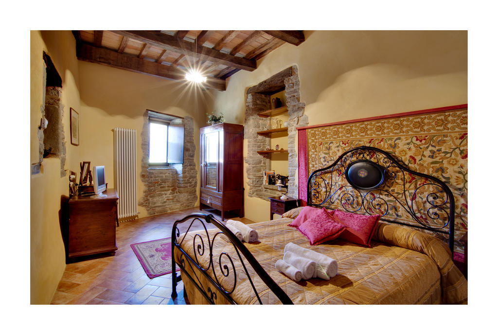 Agriturismo Biologico Castello Della Pieve Mercatello sul Metauro Oda fotoğraf